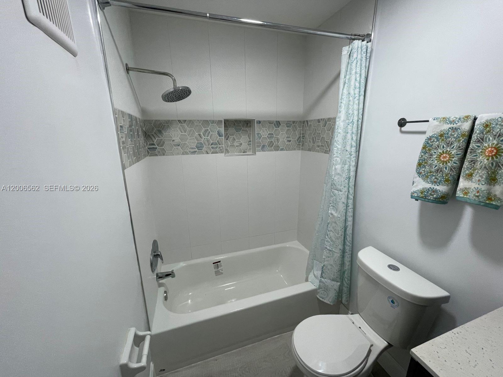 CYPRESS POINTE CONDO - Residential