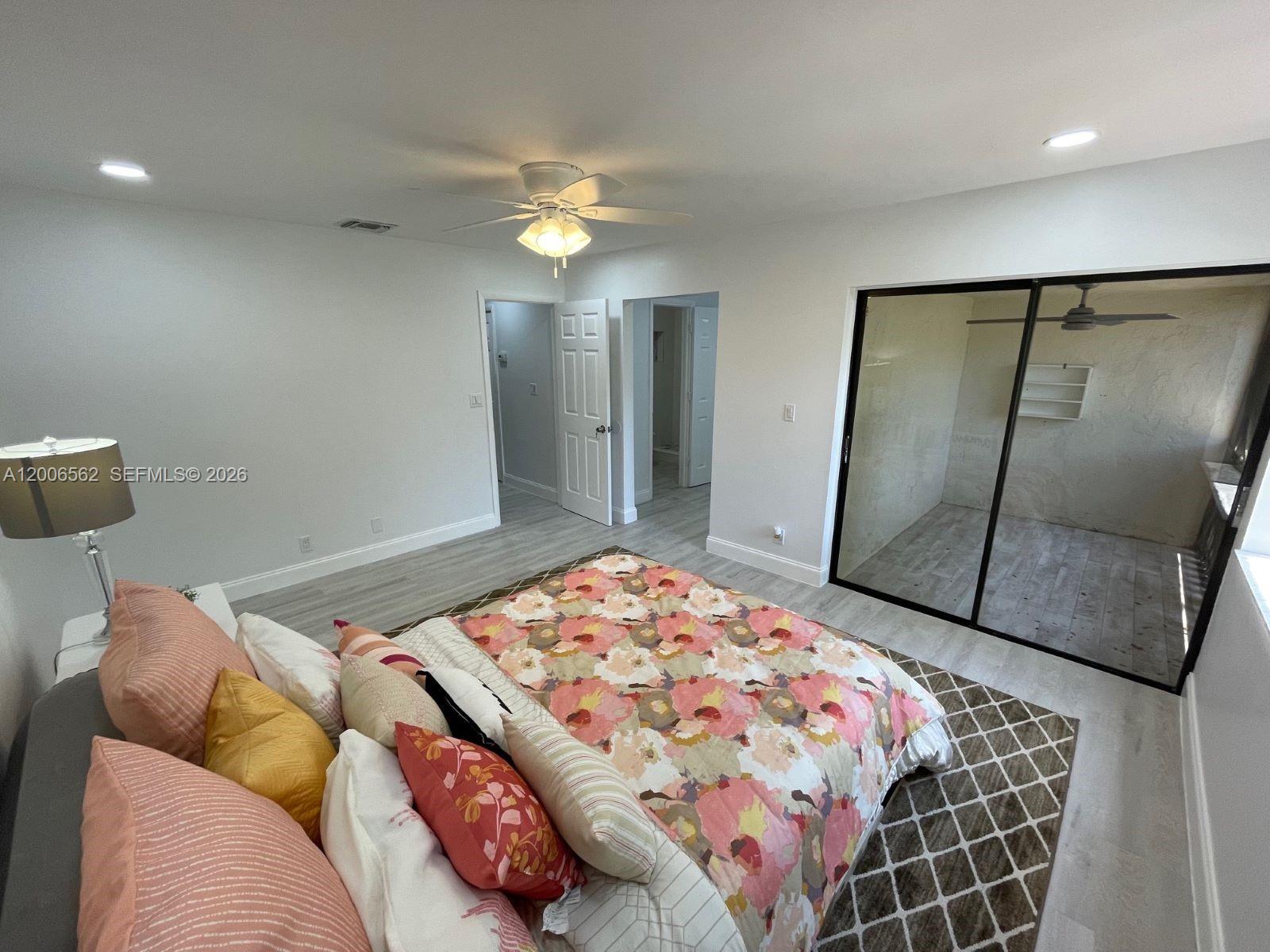 CYPRESS POINTE CONDO - Residential