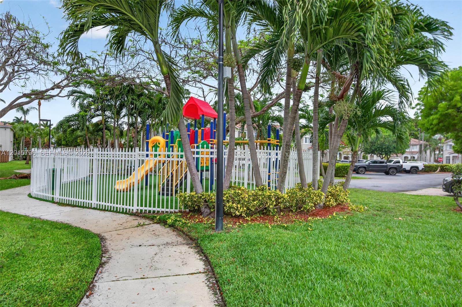 DORAL NORTHEAST TOWNHOMES - Residential Lease