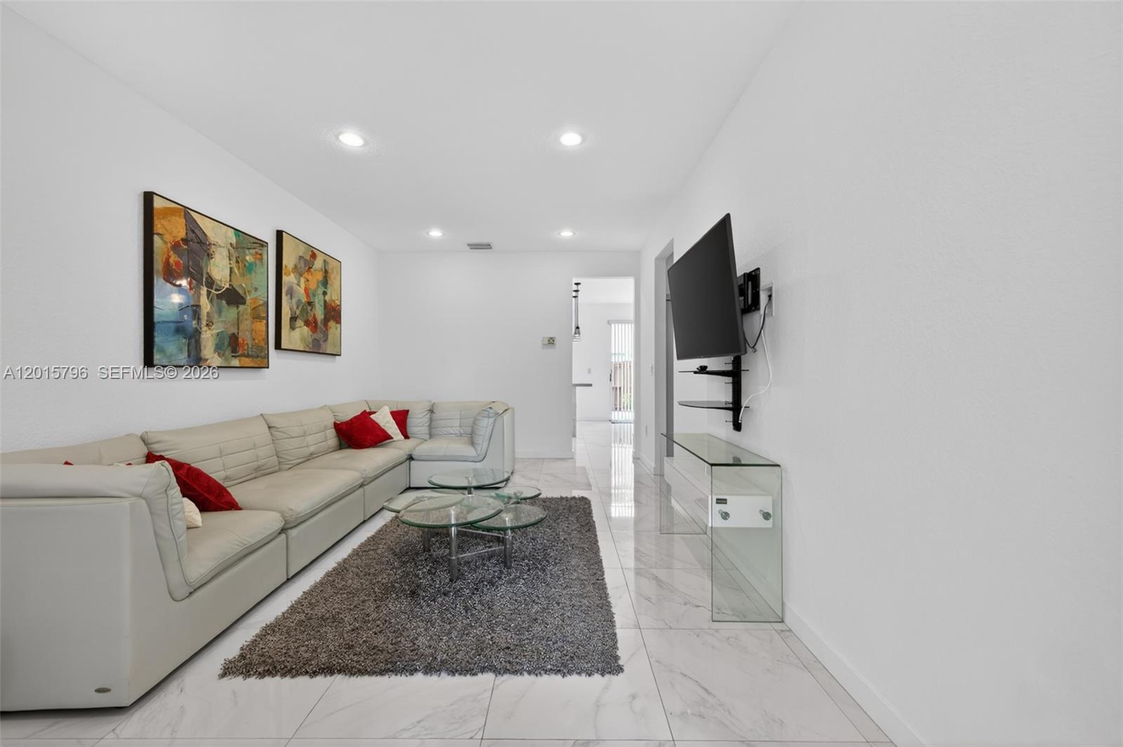 DORAL NORTHEAST TOWNHOMES - Residential Lease