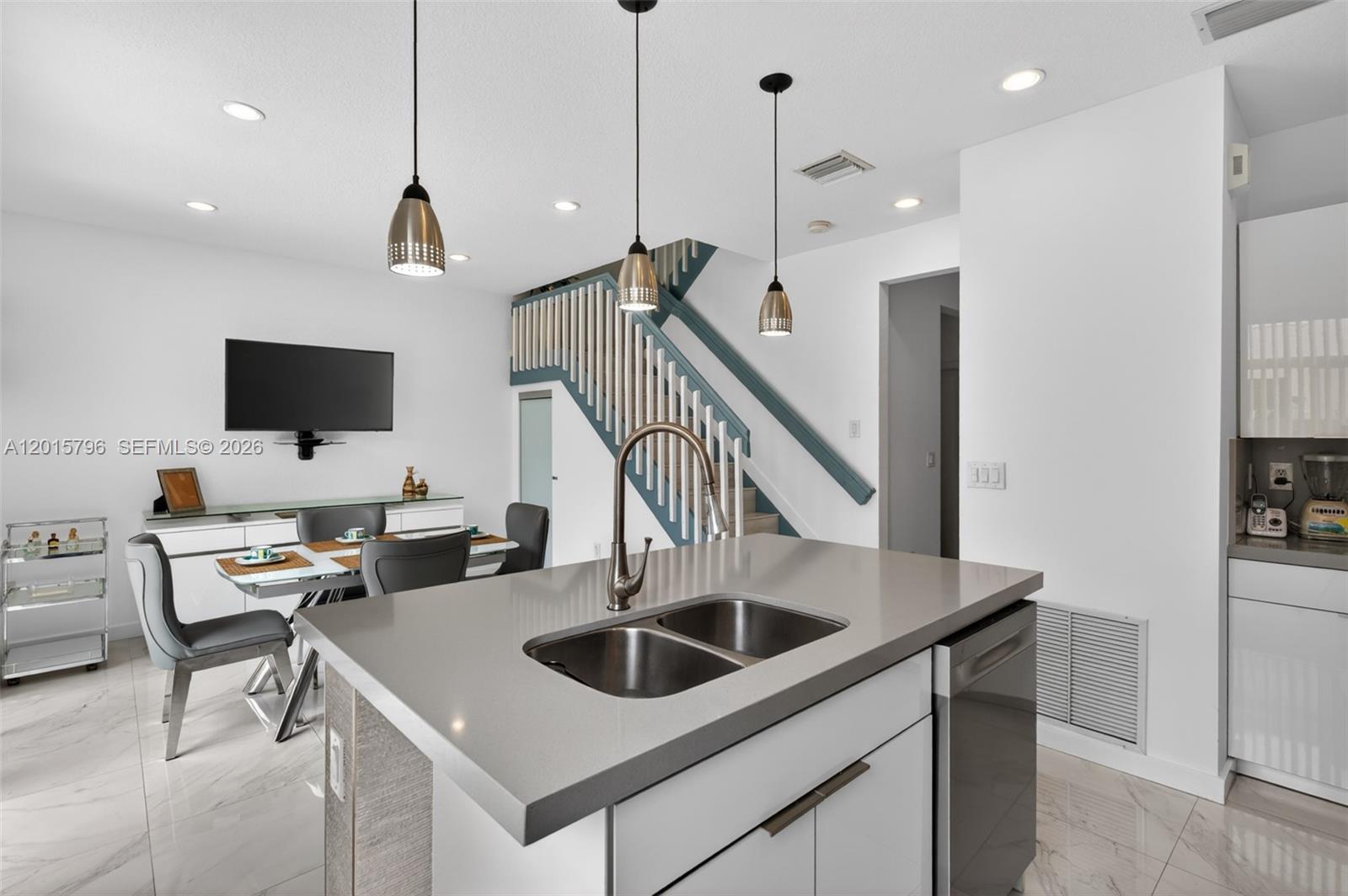 DORAL NORTHEAST TOWNHOMES - Residential Lease