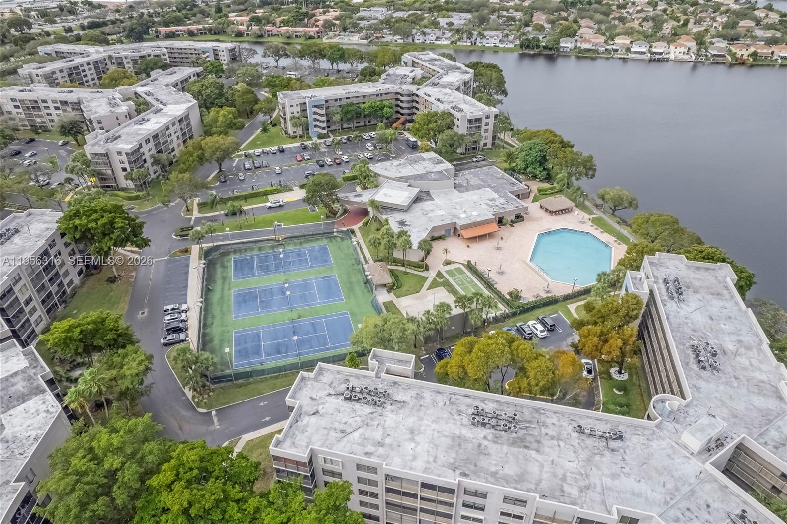 COLONY POINT 6 CONDO - Residential