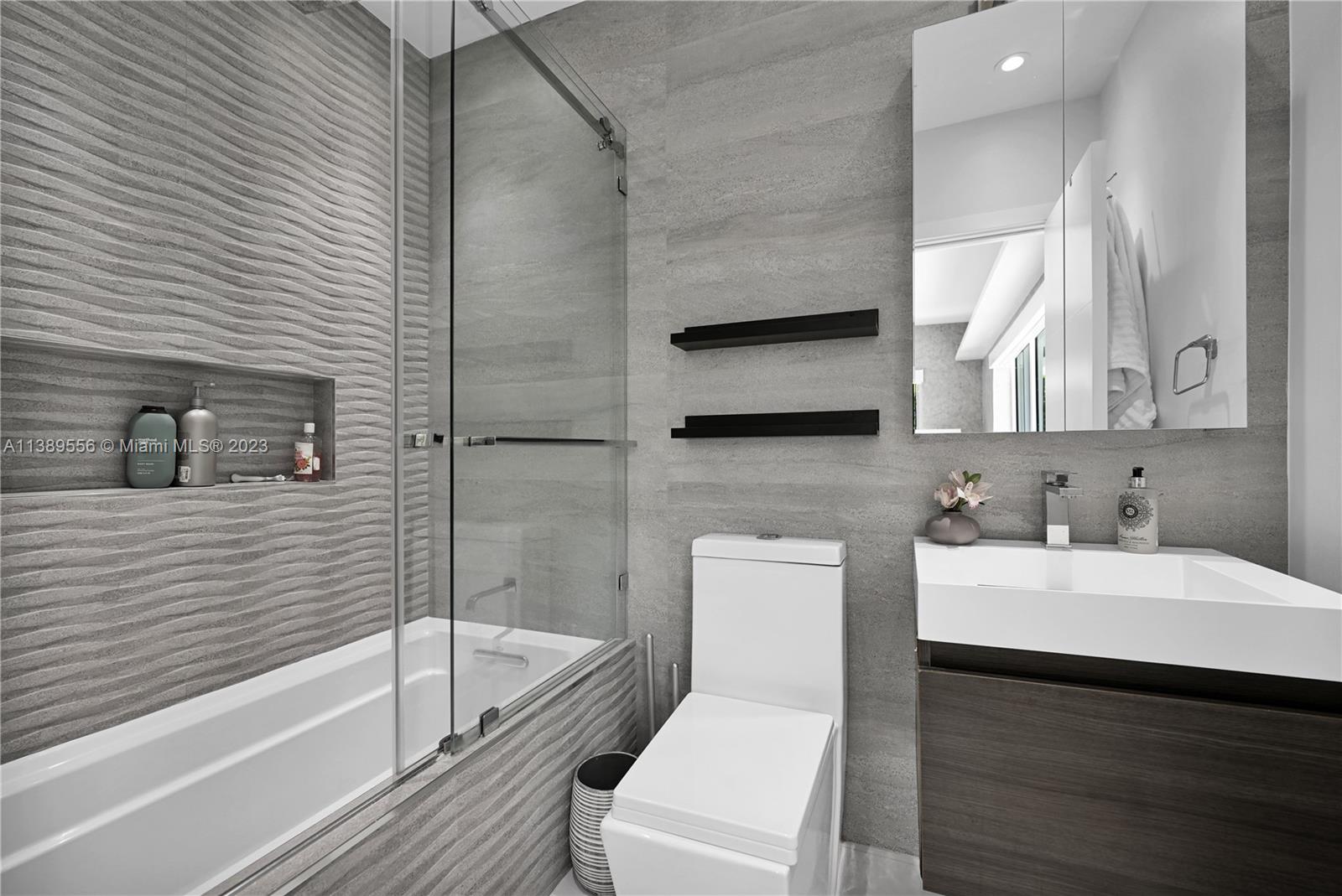 SAN SOUCI ESTATES - Residential