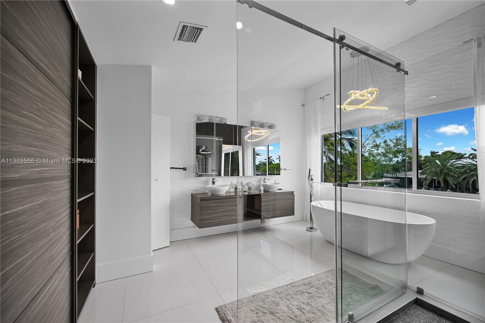 SAN SOUCI ESTATES - Residential