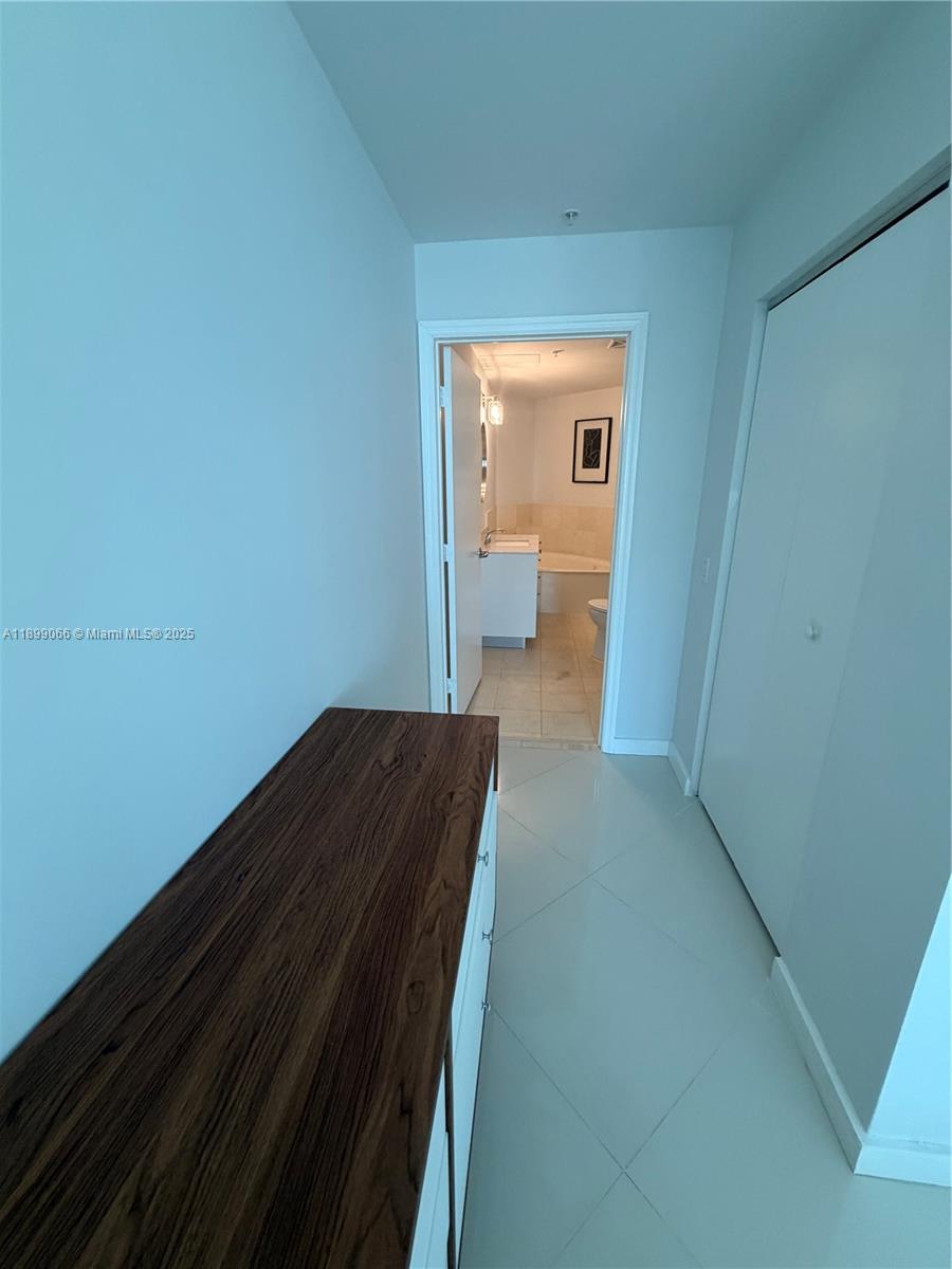 INFINITY AT BRICKELL COND - Residential Lease