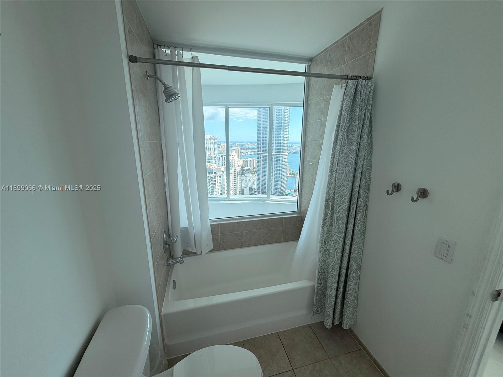 INFINITY AT BRICKELL COND - Residential Lease