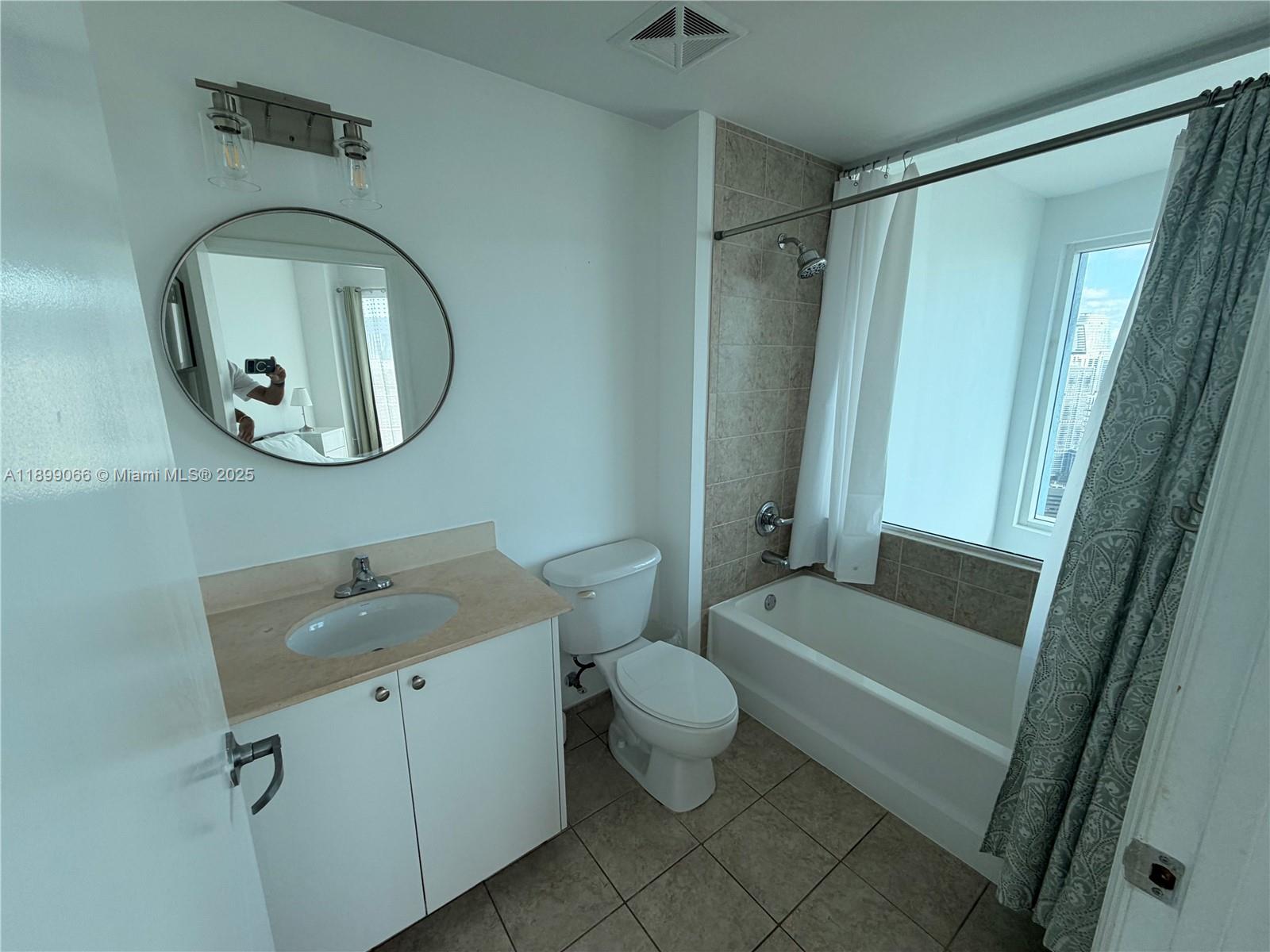 INFINITY AT BRICKELL COND - Residential Lease