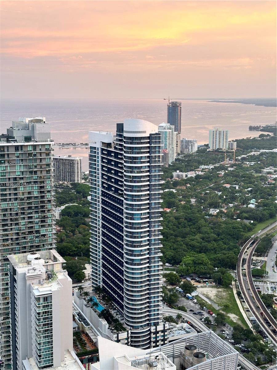 INFINITY AT BRICKELL COND - Residential Lease