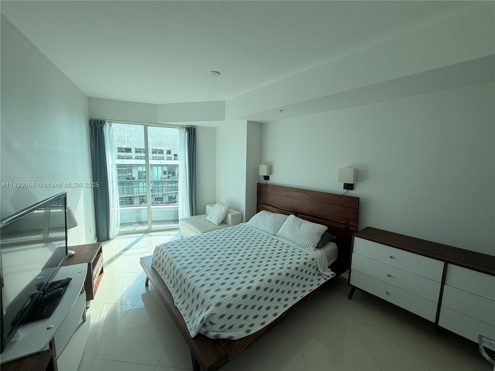 INFINITY AT BRICKELL COND - Residential Lease