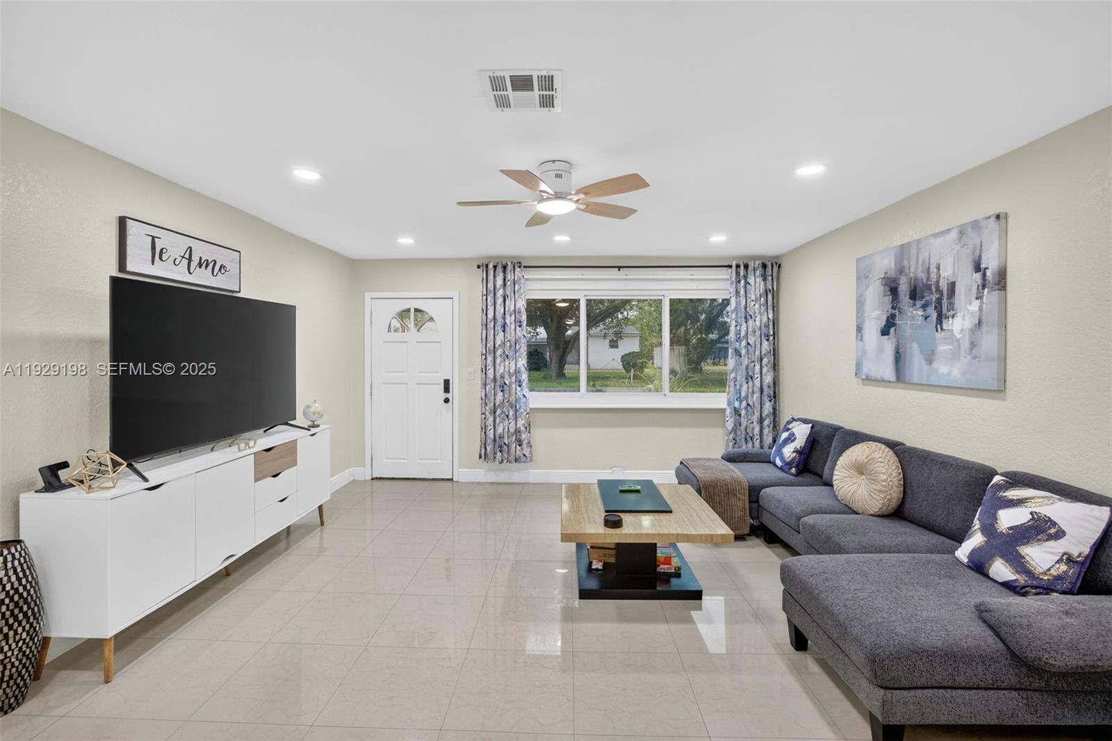 BROWARD HEIGHTS - Residential