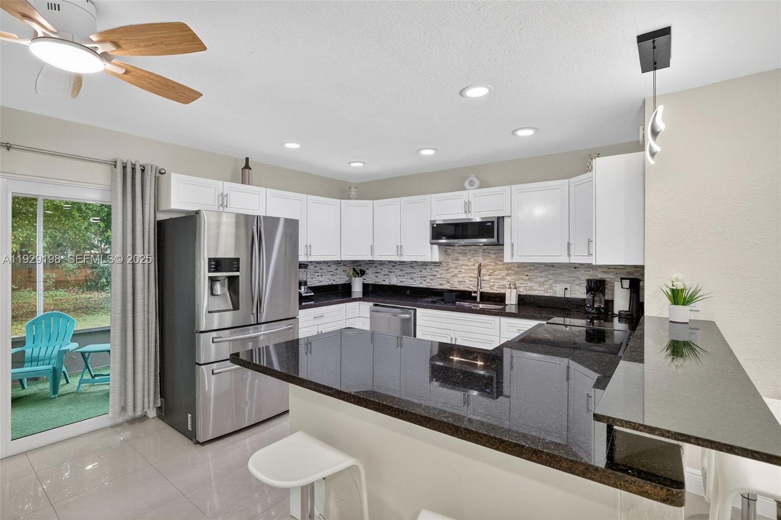 BROWARD HEIGHTS - Residential