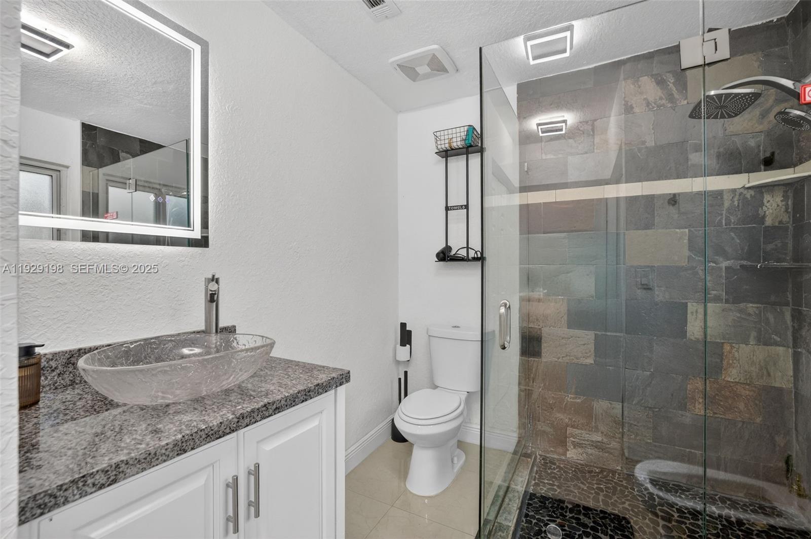 BROWARD HEIGHTS - Residential