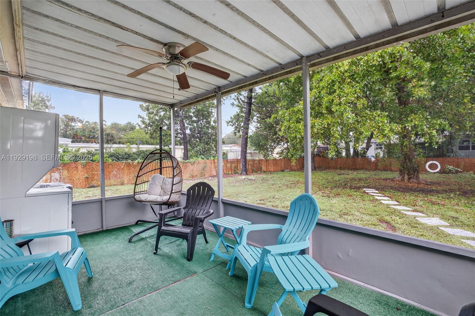 BROWARD HEIGHTS - Residential