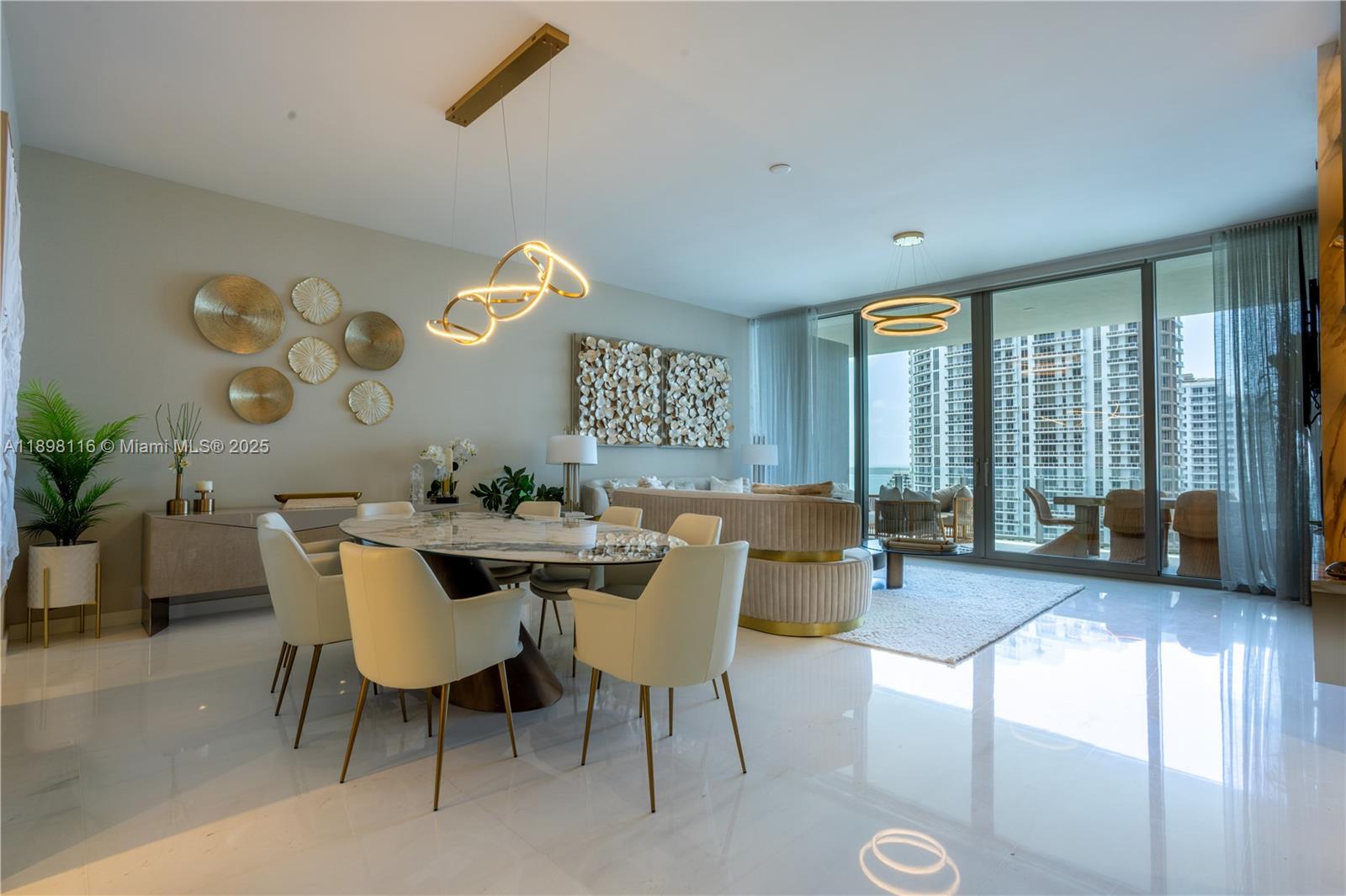 300 Biscayne Boulevard Way 2203C