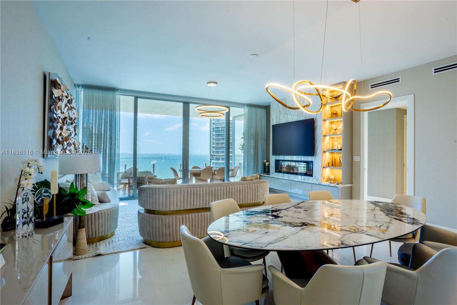 300 Biscayne Boulevard Way 2203C