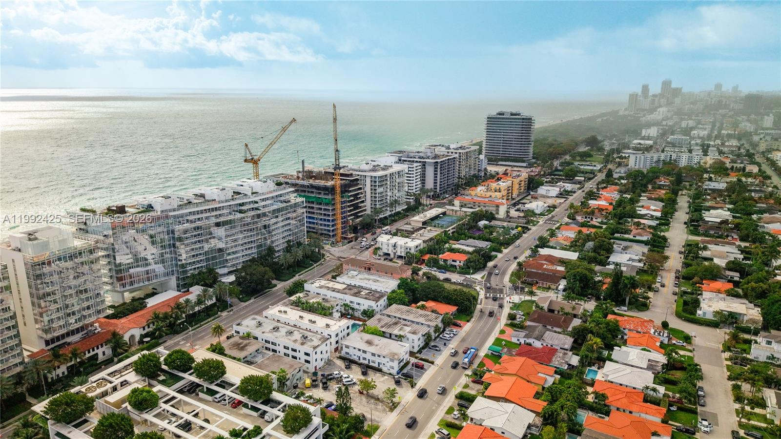 MEDITERRANEAN CONDO - Residential