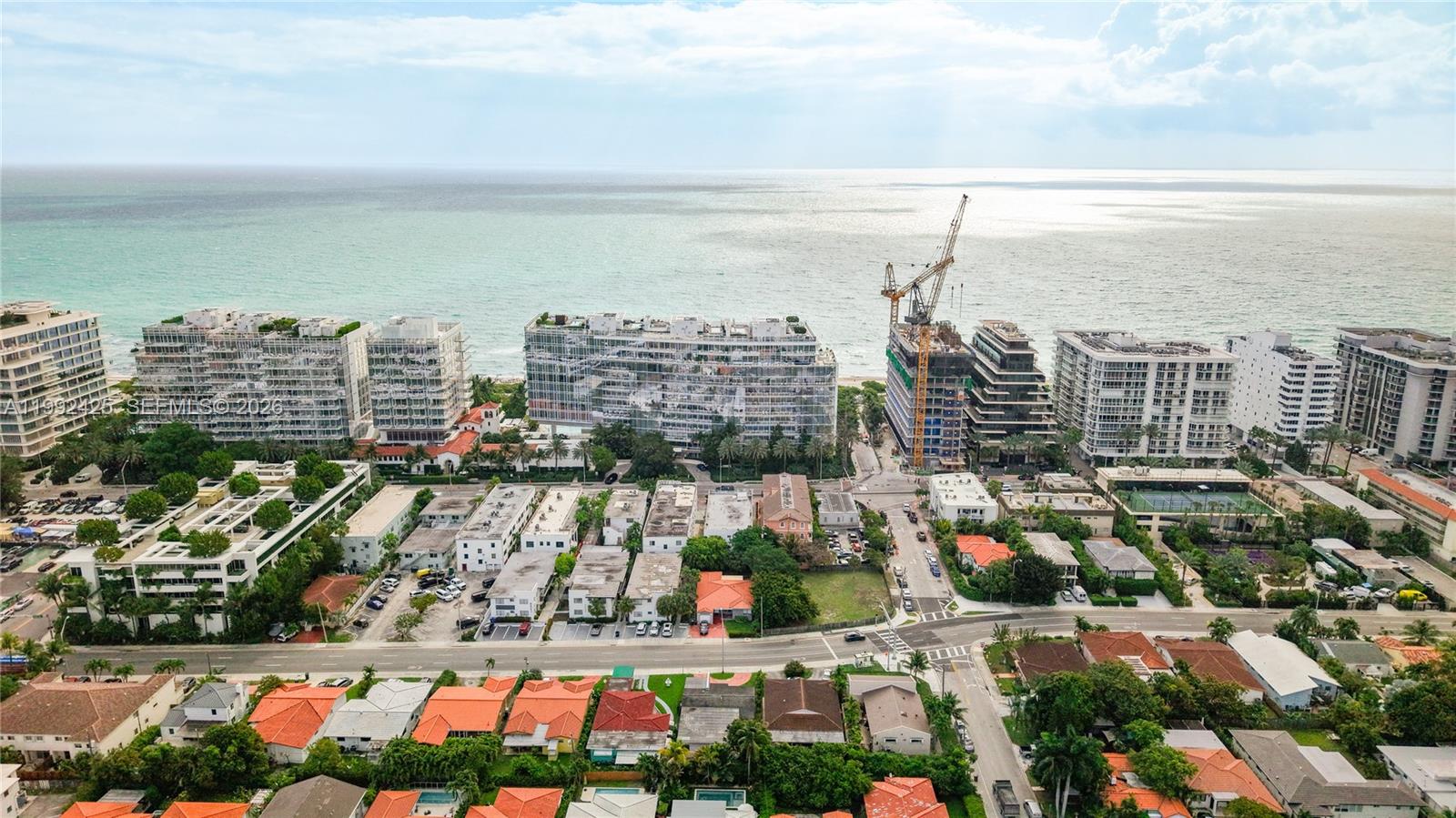 MEDITERRANEAN CONDO - Residential