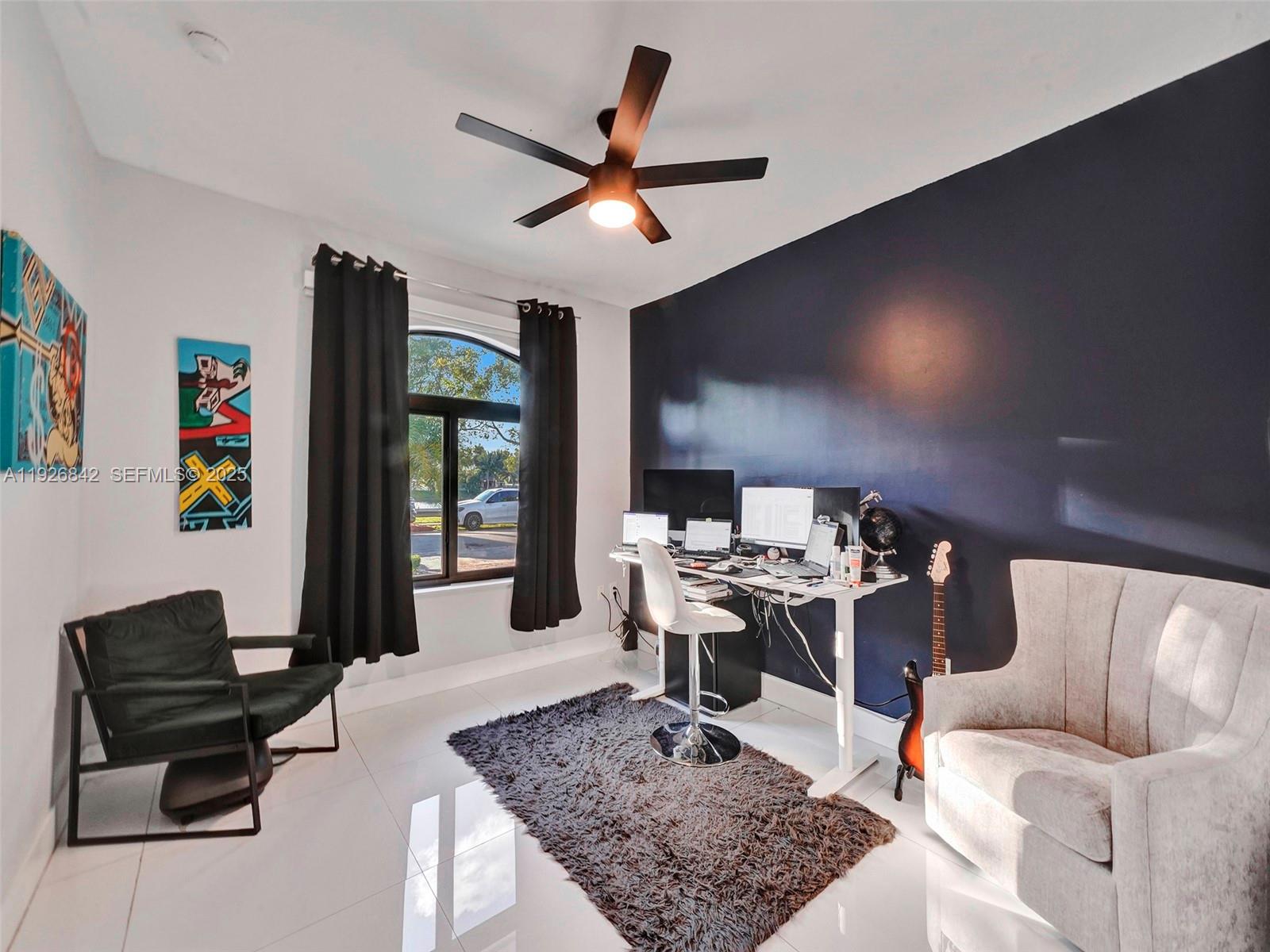 NORTH PALM ESTATES HOMES - Residential