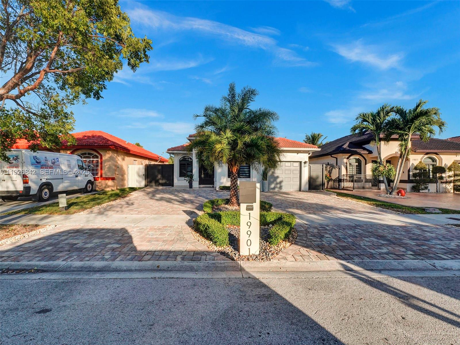 NORTH PALM ESTATES HOMES - Residential