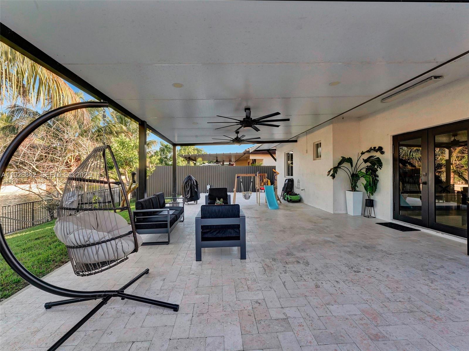 NORTH PALM ESTATES HOMES - Residential