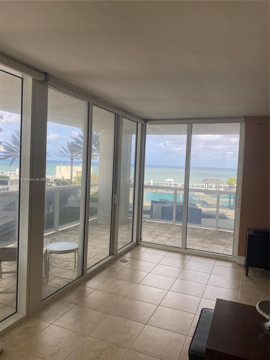 1850 S Ocean Dr 810