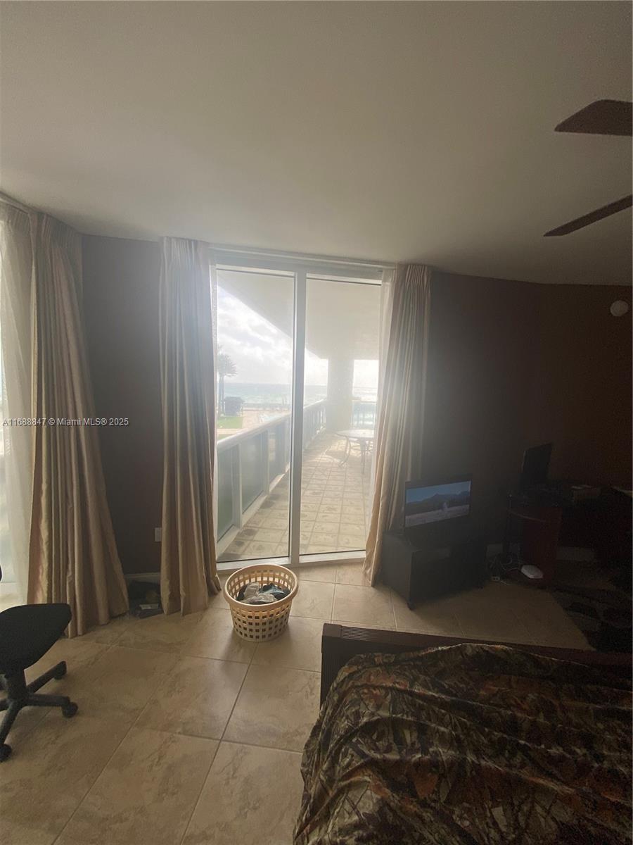 BEACH CLUB CONDO - Residential
