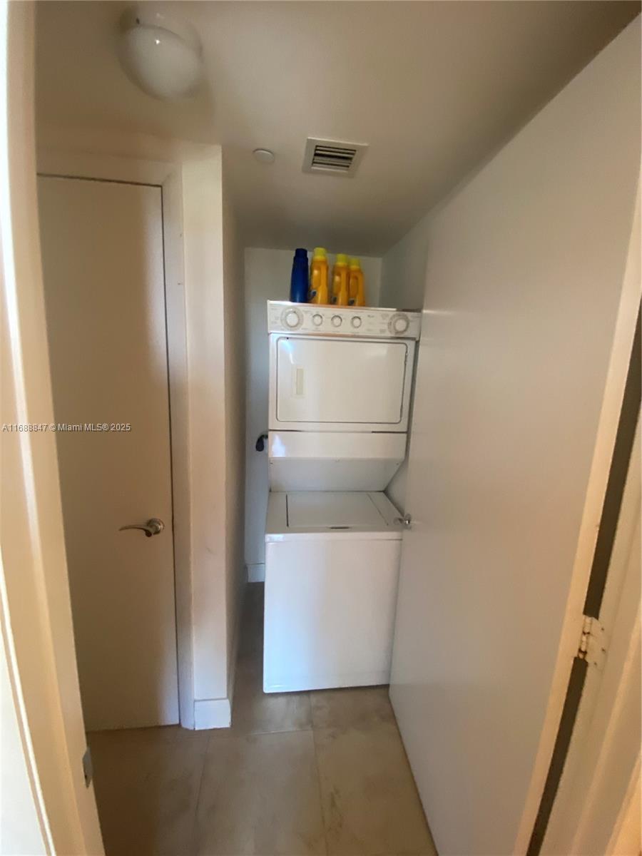 BEACH CLUB CONDO - Residential