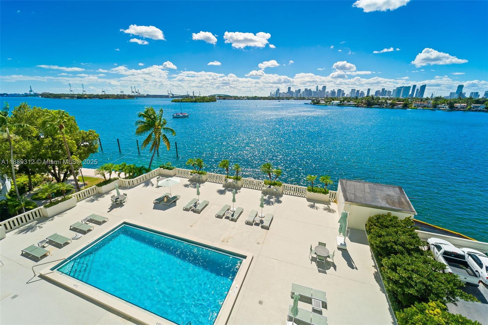 ISLAND TERRACE CONDO - Residential Lease