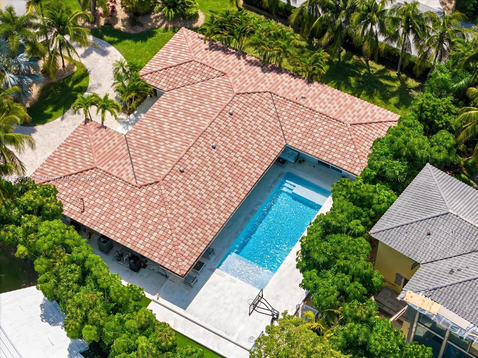 EASTERN SHORES - Residential