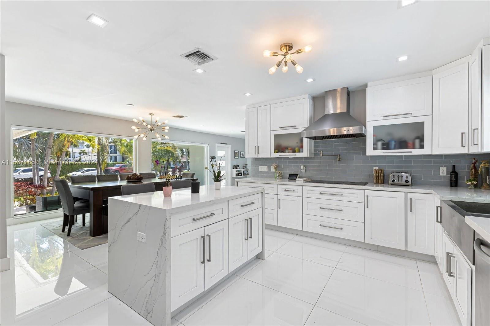 EASTERN SHORES - Residential