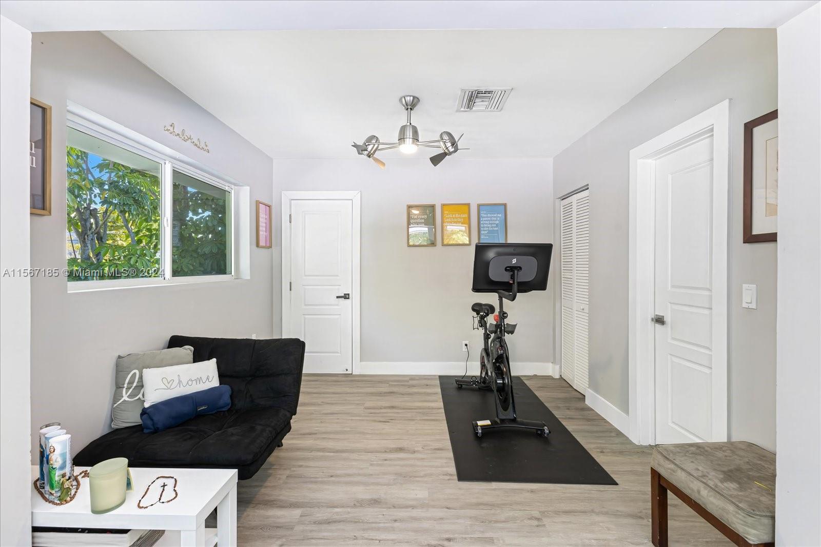 EASTERN SHORES - Residential