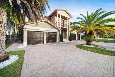 18713 SW 76th Ct Cutler Bay FL 33157