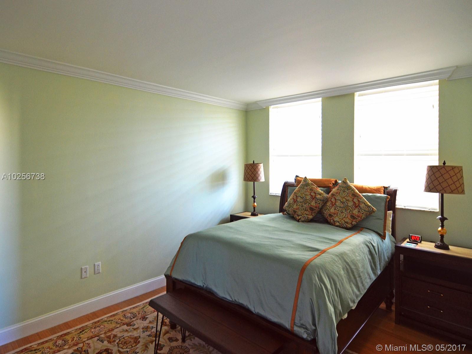 Yacht Club - Residential Lease