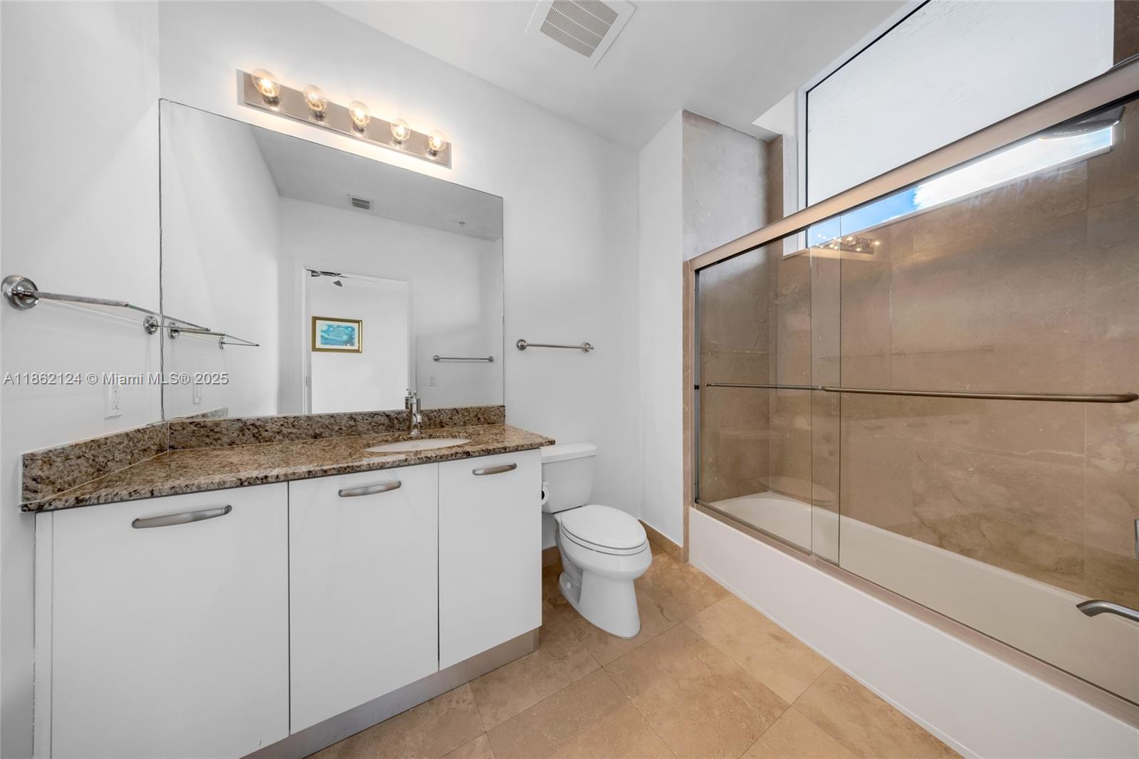 LUNA OCEAN RESIDENCES CON - Residential Lease