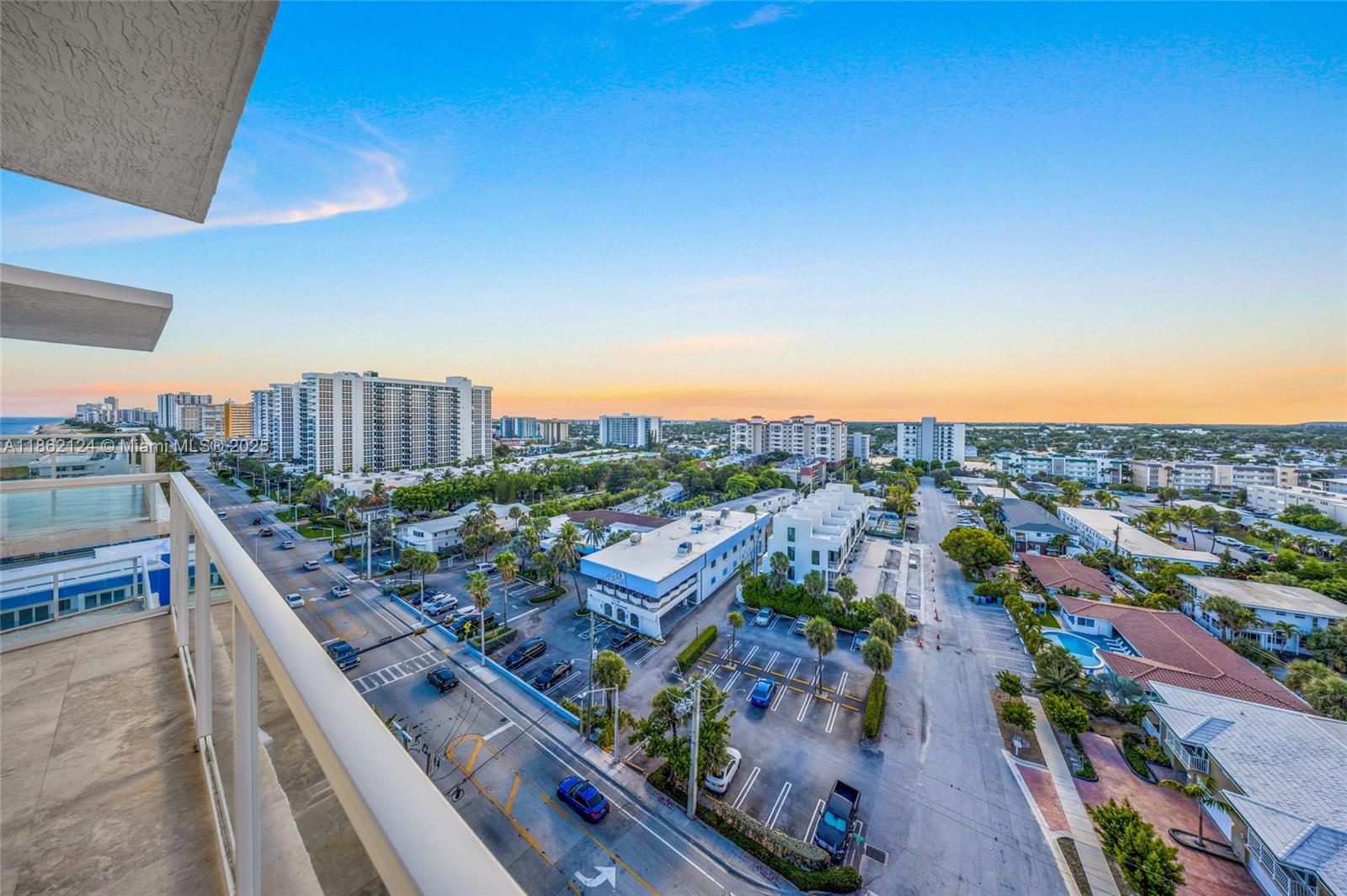 LUNA OCEAN RESIDENCES CON - Residential Lease