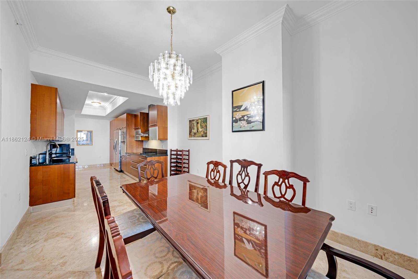 LUNA OCEAN RESIDENCES CON - Residential Lease