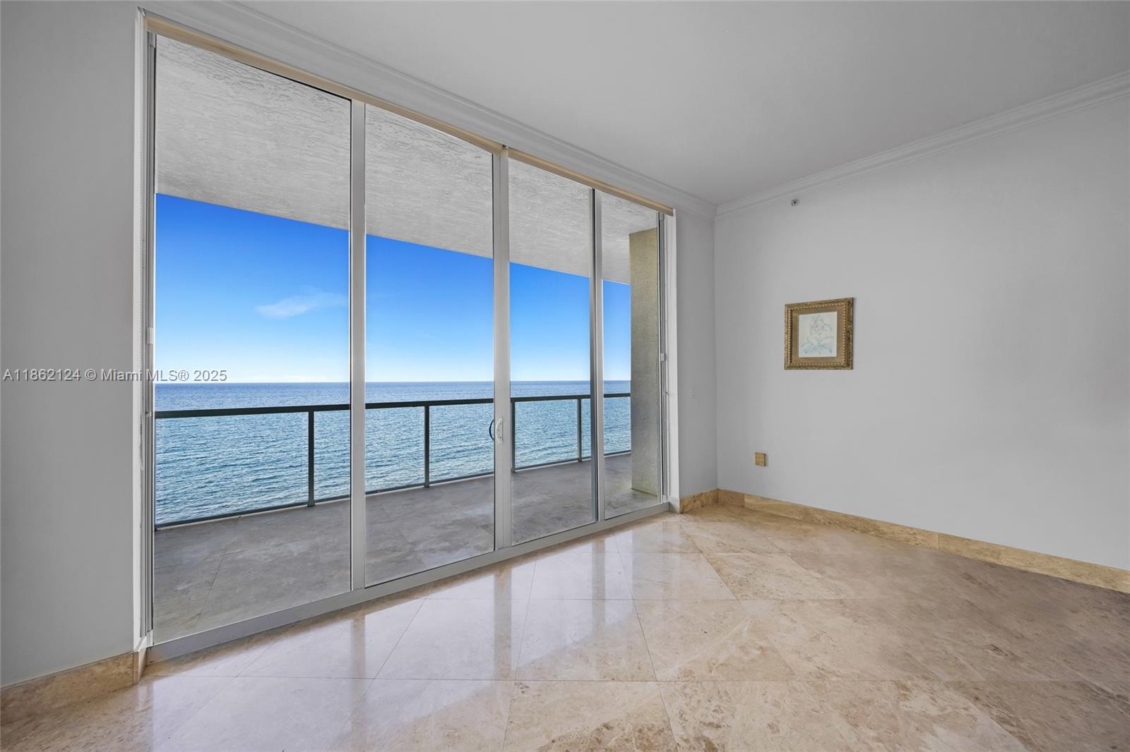 LUNA OCEAN RESIDENCES CON - Residential Lease