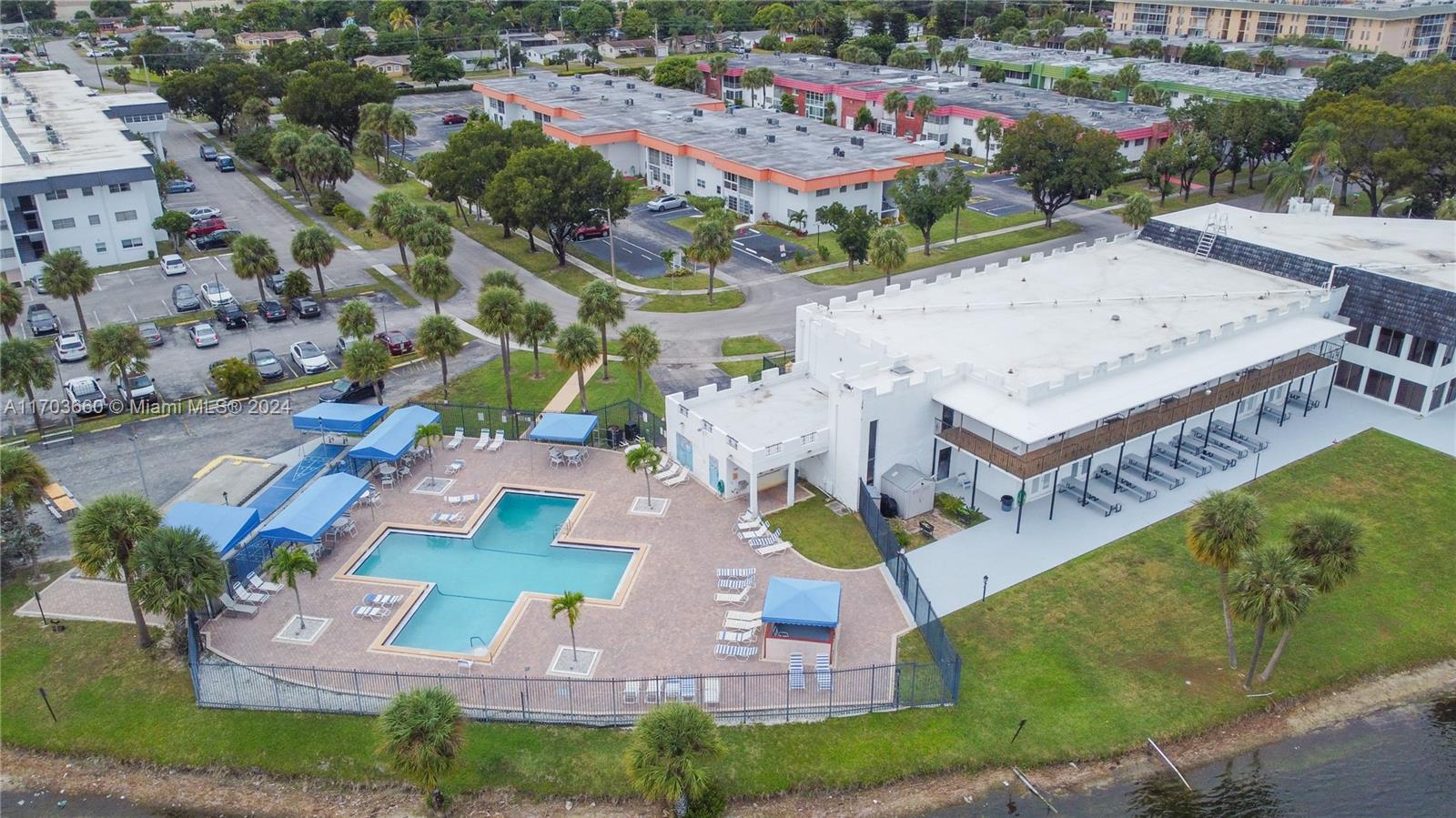 CASTLE APARTMENTS 7 CONDO - Residential