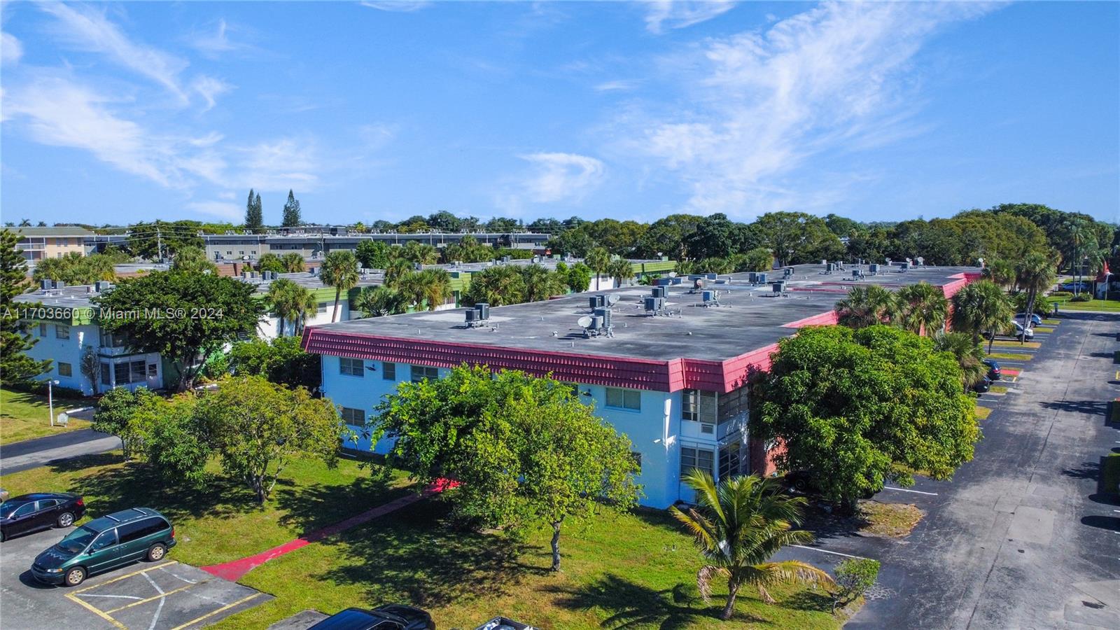 CASTLE APARTMENTS 7 CONDO - Residential