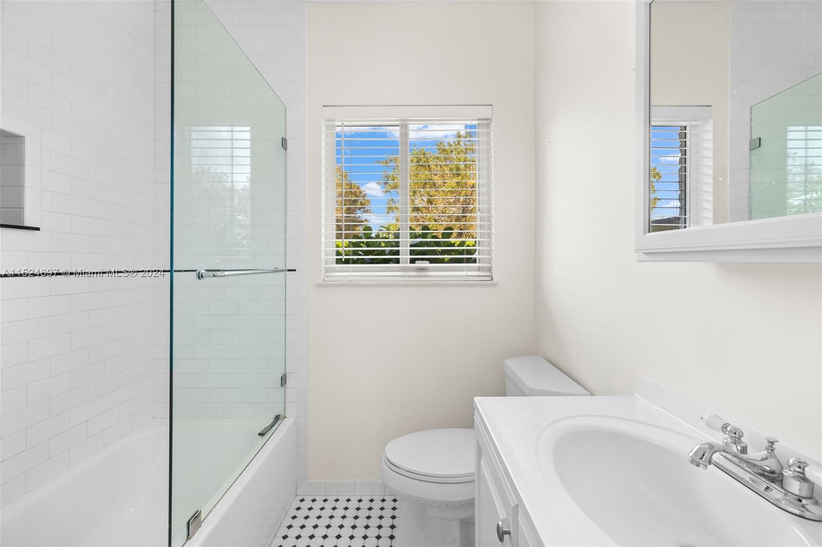 BISCAYNE POINT - Residential