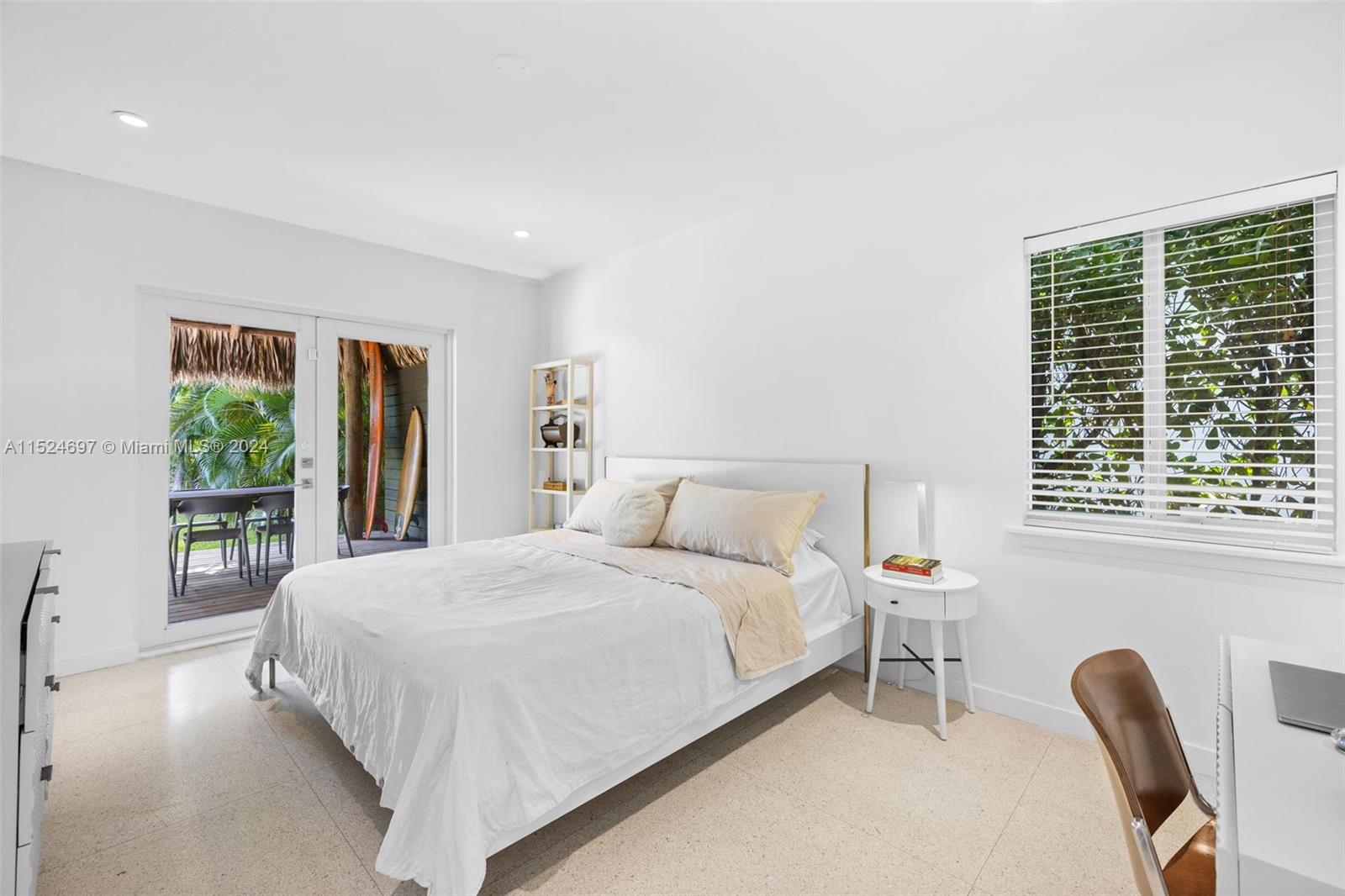 BISCAYNE POINT - Residential