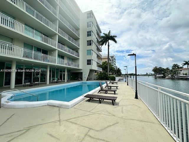 Amazing corner unit in Bal Harbor Islands. The unit has a huge master bedroom, a 1 1/2 bathroom, all recently remodeled, a modern kitchen with wood floors, and a wrap-around balcony with street and canal views. The building amenities include a pool, party room, and canal access. One parking space assigned and plenty of parking for guests or a second car. The apartment is in the best area of Bal Harbor Island and is walkable to reach restaurants, stores, banks, the synagogue, the Luxury Bal Harbor Mall, and the beach is just 5 blocks away. The schools are all A+