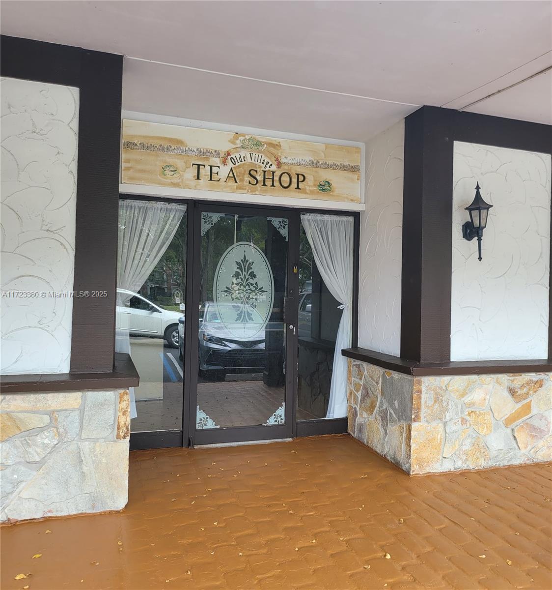 INTERNATIONAL VILLAGE AT - Residential