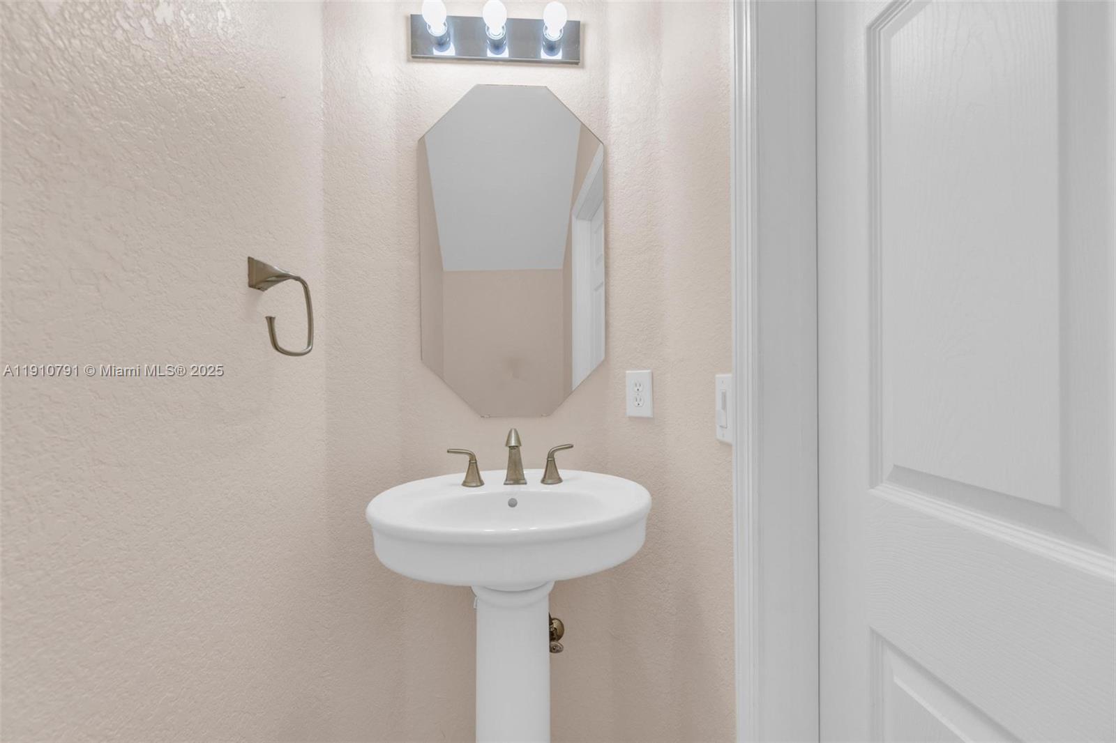 SANTA MONICA - Residential