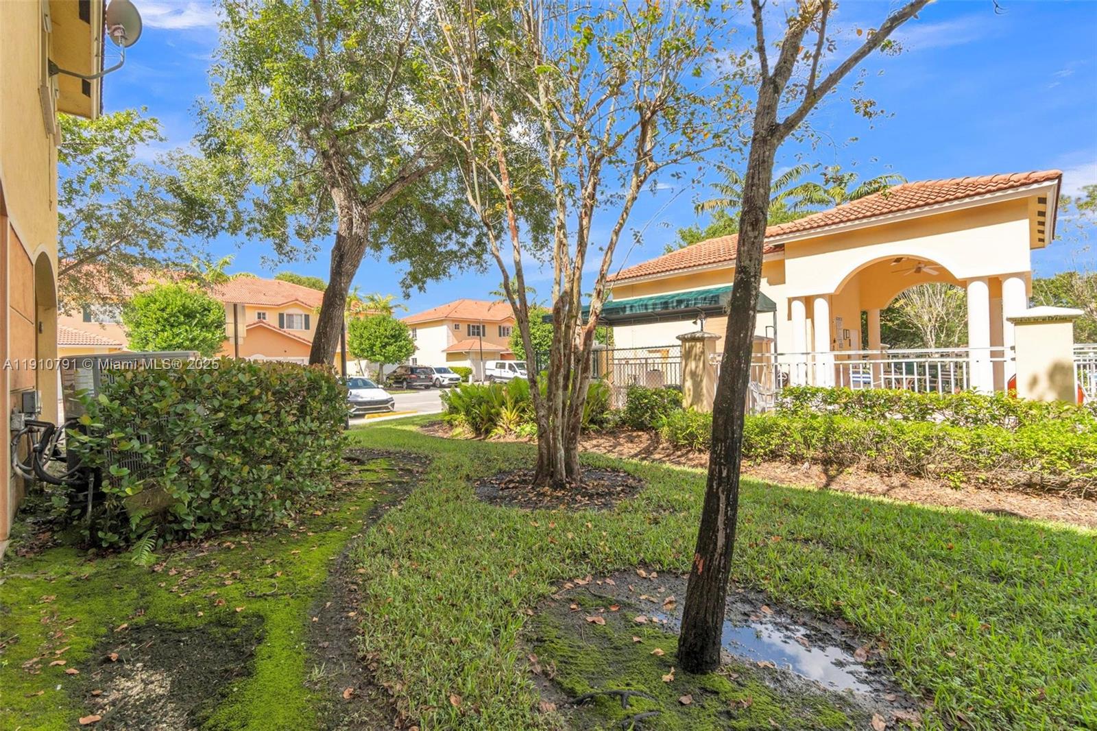 SANTA MONICA - Residential