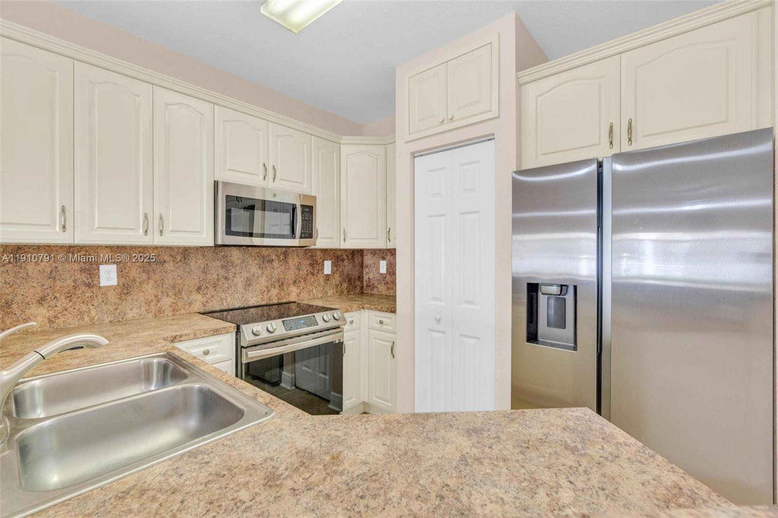 SANTA MONICA - Residential