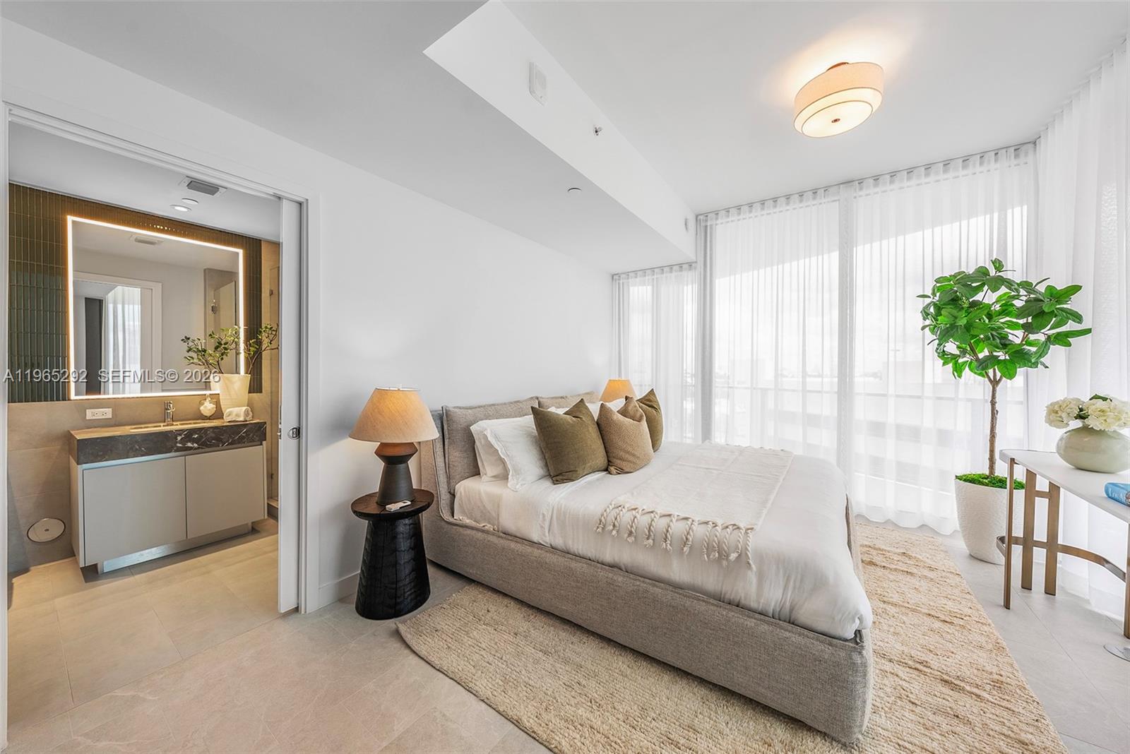 FIVE PARK - Residential