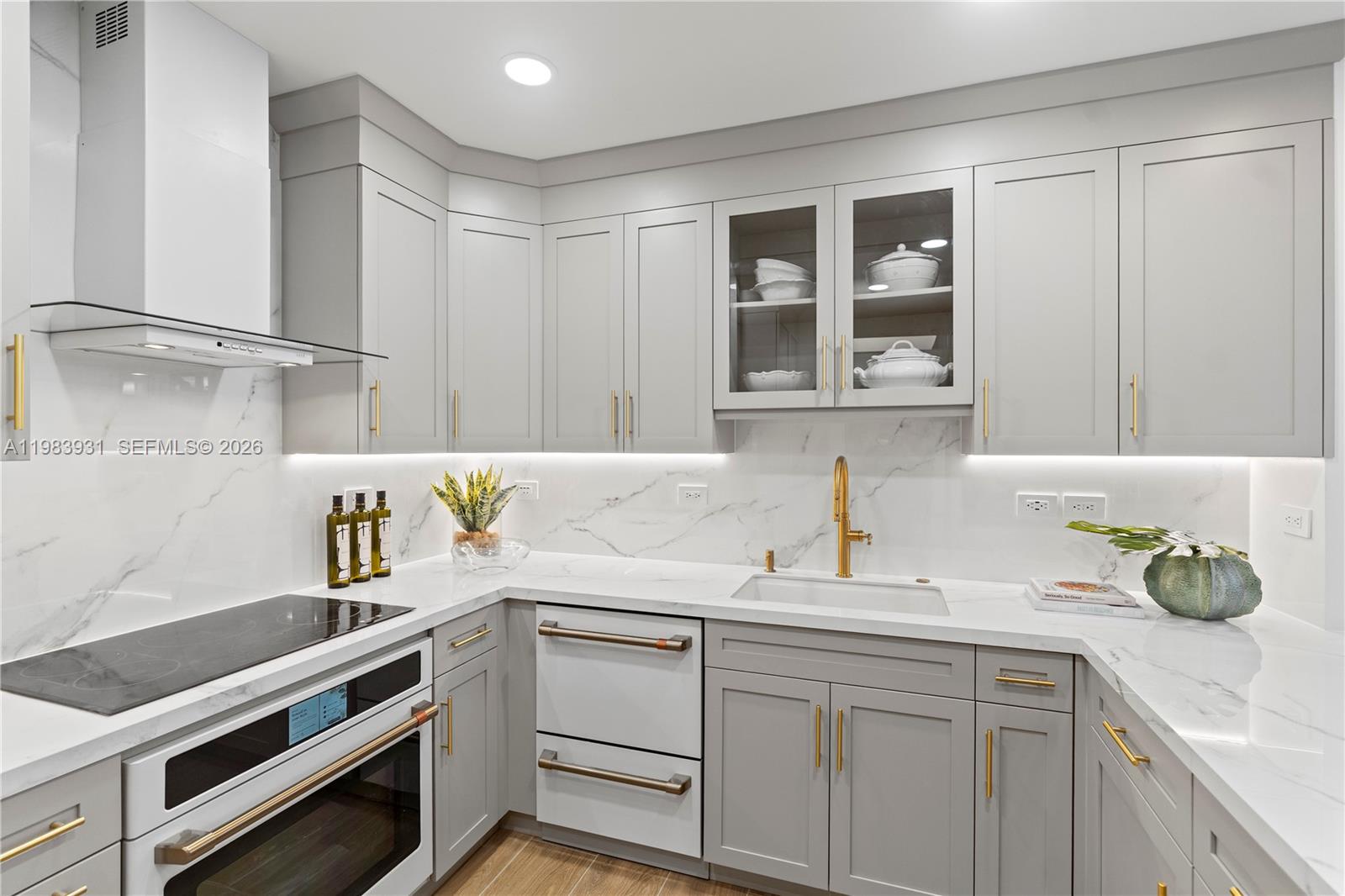 GABLES ON THE GREEN CONDO - Residential