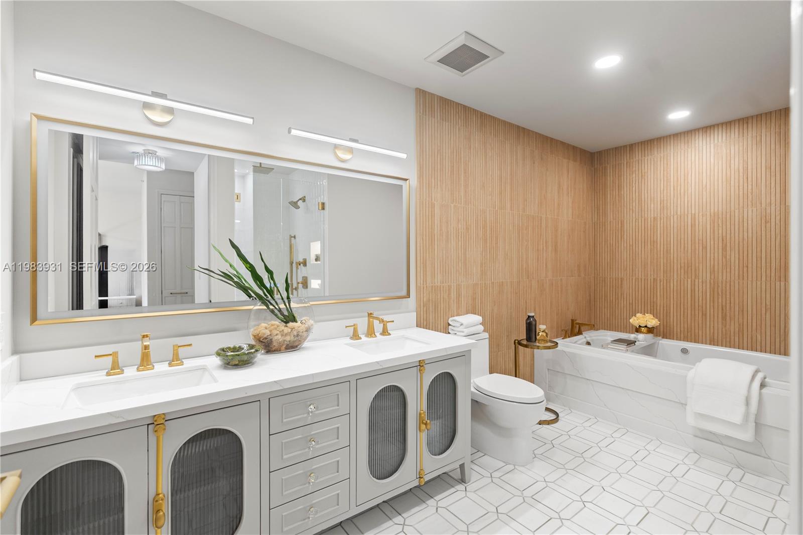 GABLES ON THE GREEN CONDO - Residential