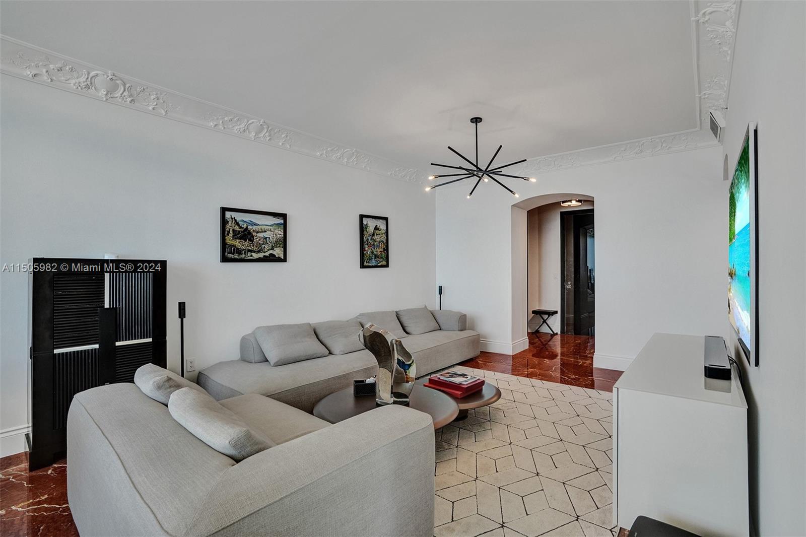 18201 Collins Ave 3809